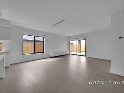 11 Platt Drive, Maddingley
