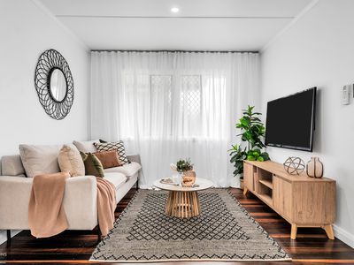 28  Henley Street, Earlville