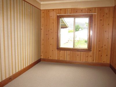 8 Oak Street, Huonville