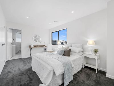 15 Drumaness Road, Flat Bush