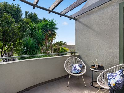 E / 1 Hillcrest Avenue, Hillcrest
