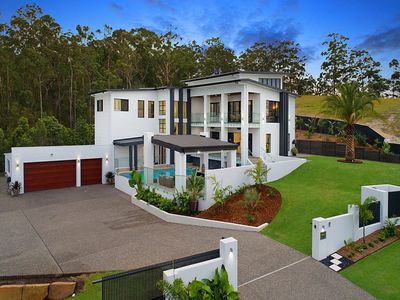 33 Kingfisher Crescent, Palmview