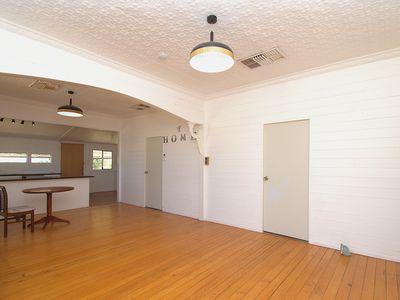 23 EAGLE STREET, Longreach