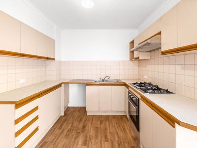 2 / 5 Tower Road, Werribee