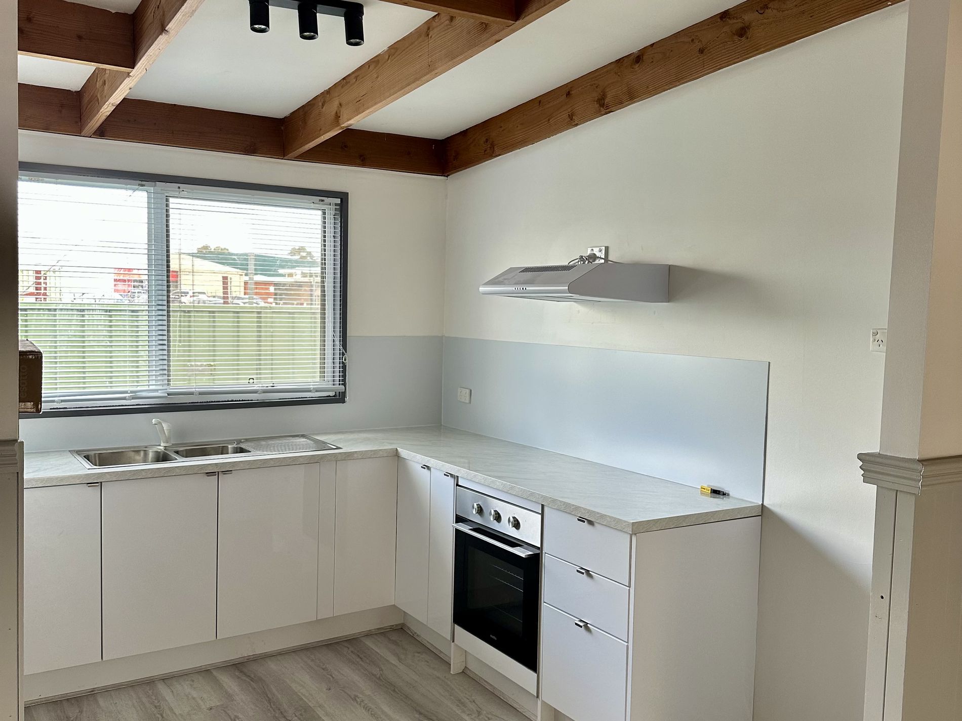 unit 6 / 2-6 Albert Street, Seymour