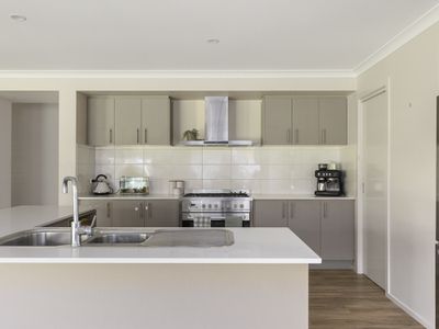 18 Delhi Street, Seymour