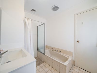 2 / 25 Quarram Way, Gosnells