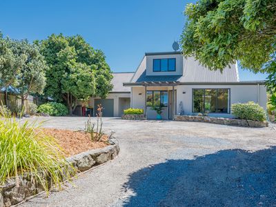 11 Ratanui Road, Paraparaumu