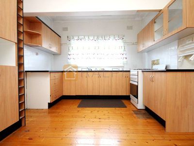 164 Banksia Road, Greenacre