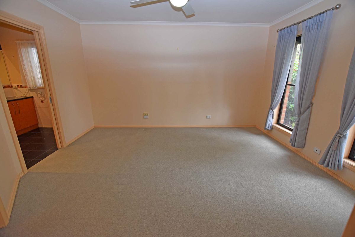 54 McEwen Road, Kyabram