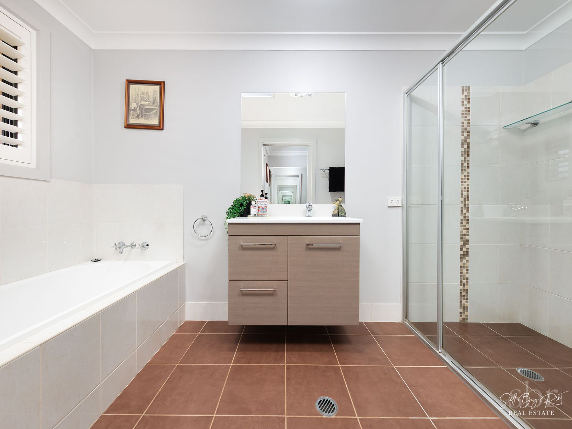 12 HILLANDALE COURT, Bonegilla