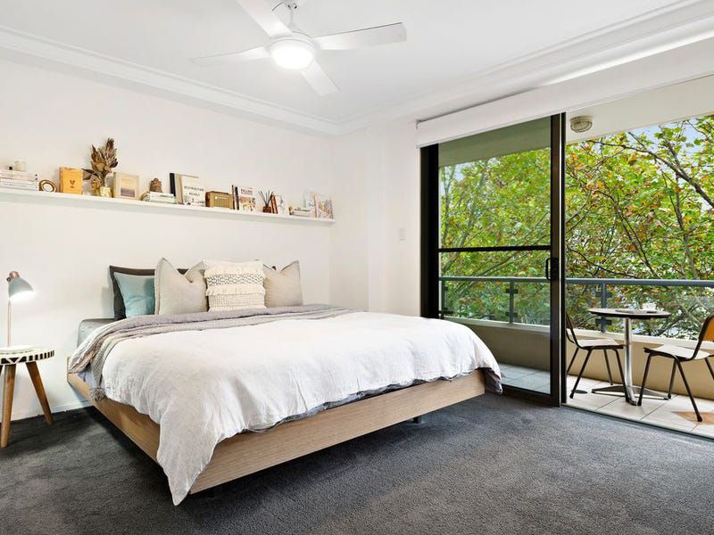 102 Miller Street, Pyrmont