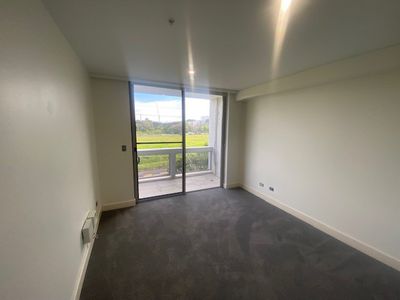 12 / 2-12 Young Street, Wollongong