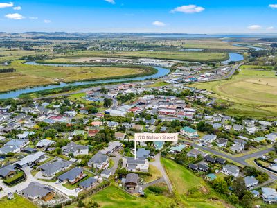 17D Nelson Street, Helensville