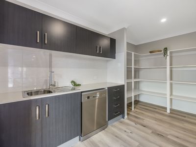 154 Kingfisher Crescent, Palmview