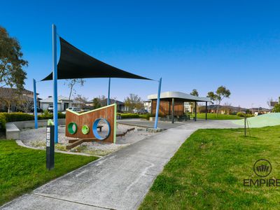 11 Pump House Crescent, Clyde