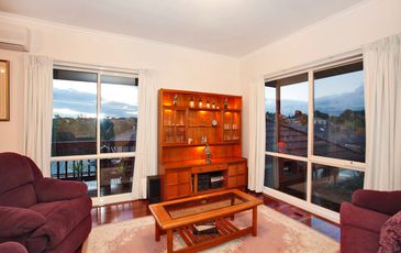 6 Aidens Way, Beaconsfield