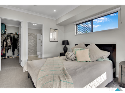20 Homevale Ent, Mount Peter