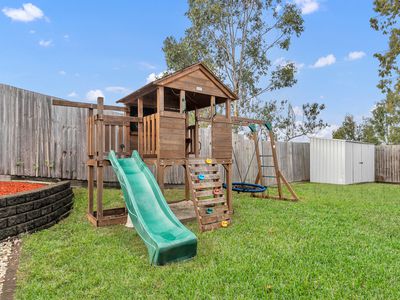 19 Emily Place, Sumner