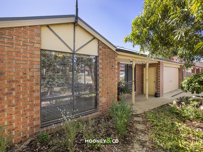 24 Stephellen Way, Cranbourne West