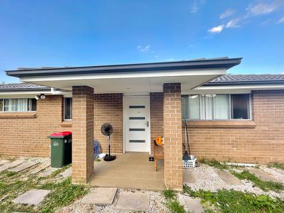 2A Kokoda Place, Bossley Park