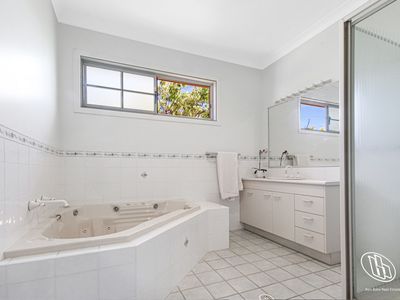 7 Perkins Parade, North Narooma