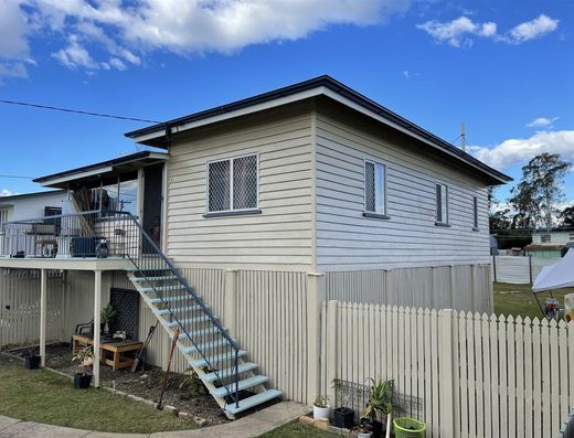 Charming Family Home in Bundamba