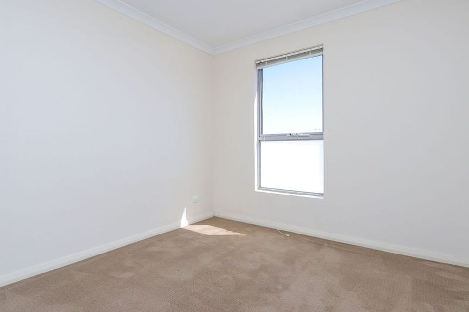 4 / 1 Bally's Turn , Baldivis