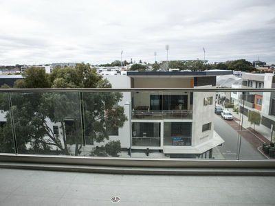 Unit 10 / 33 Newcastle Street, Perth