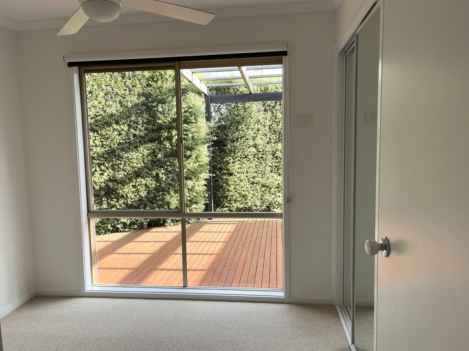 8 Trixia Place, Leopold