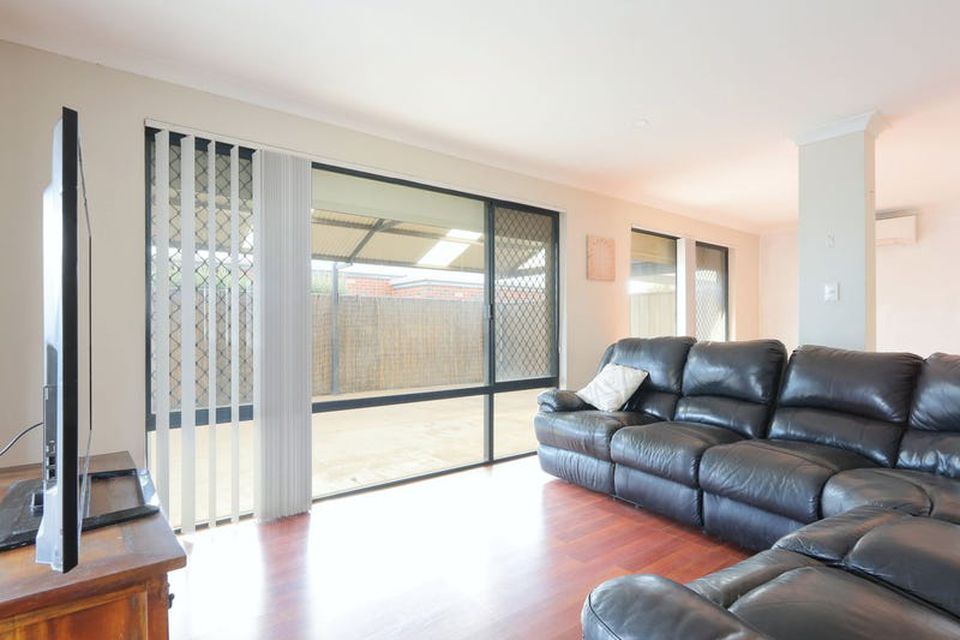 1 Kookynie Loop , Baldivis