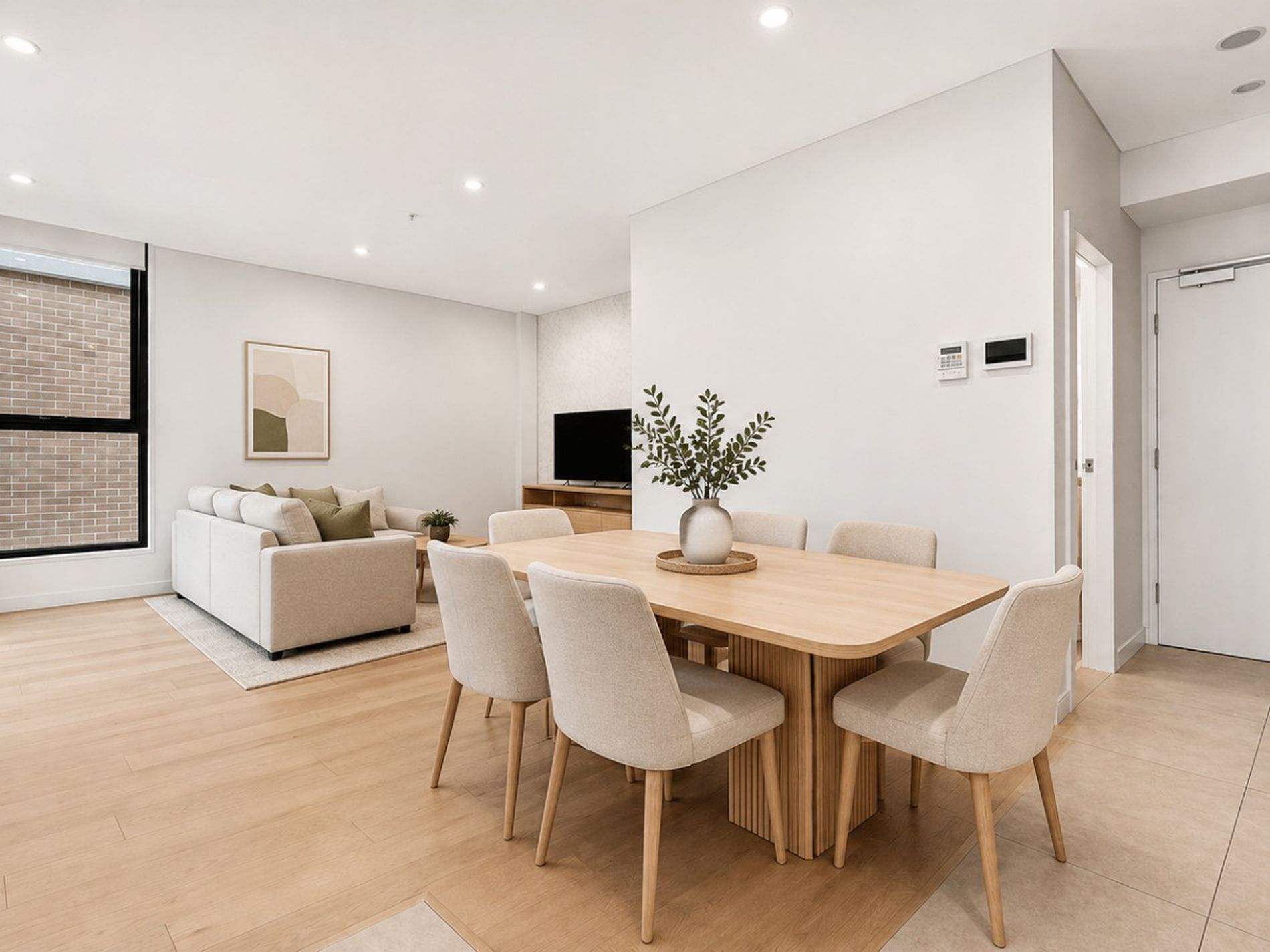 533 / 3 Maple Tree Road, Westmead