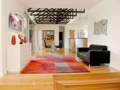 14 Velthuis Drive, Horsham
