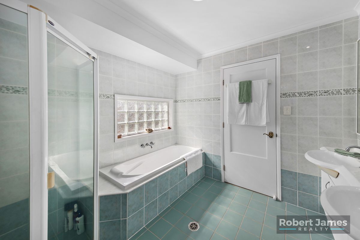 13 Dun Street, Tewantin