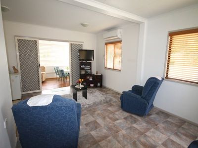 11 JANE STREET, Richmond Hill