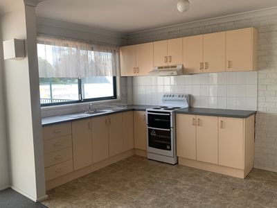 1 / 122A Tongarra Road, Albion Park