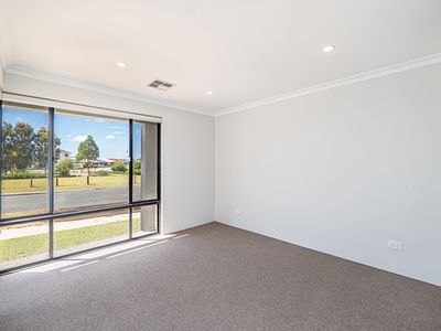 15B Calvera Gardens, Piara Waters