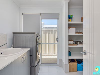 33 Summerhome Parade, Yanchep