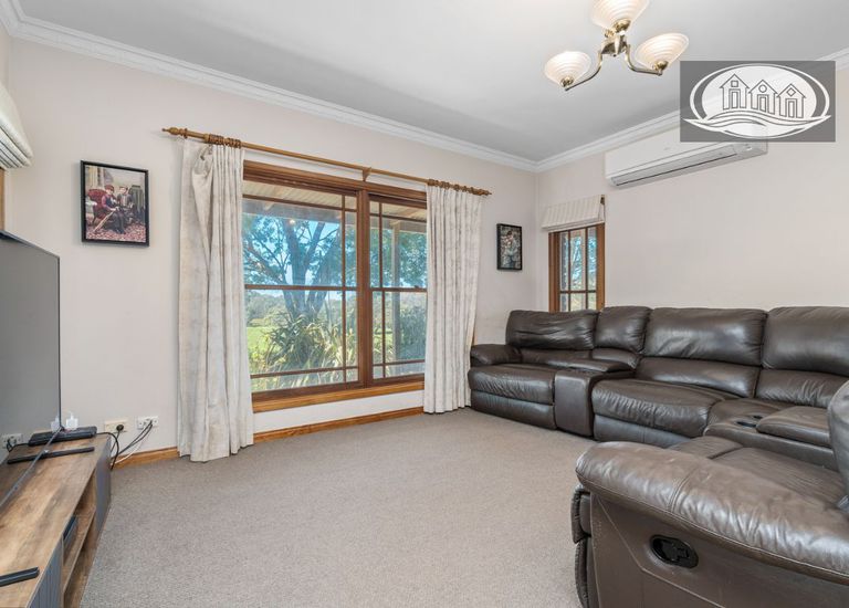 103 Benbows Road, Portland