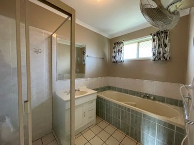 31 Merlin Drive, Urangan