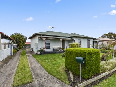 8 Nitschke Street, Millicent