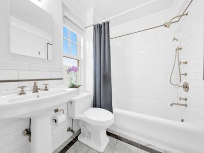 unit 12ab / 299 West 12th Street, Manhattan, NY, International