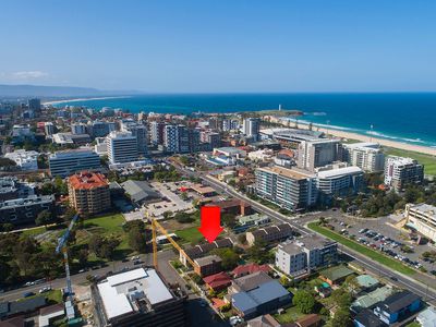4 / 13 Bank Street, Wollongong