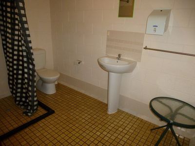 3 / 112 Charlotte, Cooktown