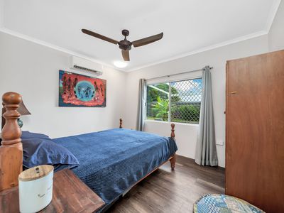 2 / 5 Ireland Crescent, Whitfield