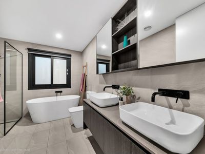 14 Xavier Way, Clyde North