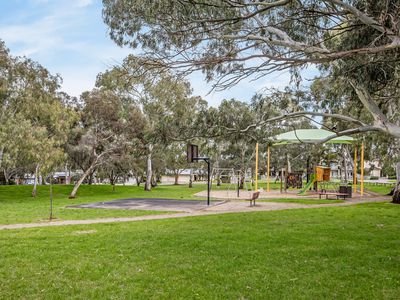 2a Auriel Way, Valley View