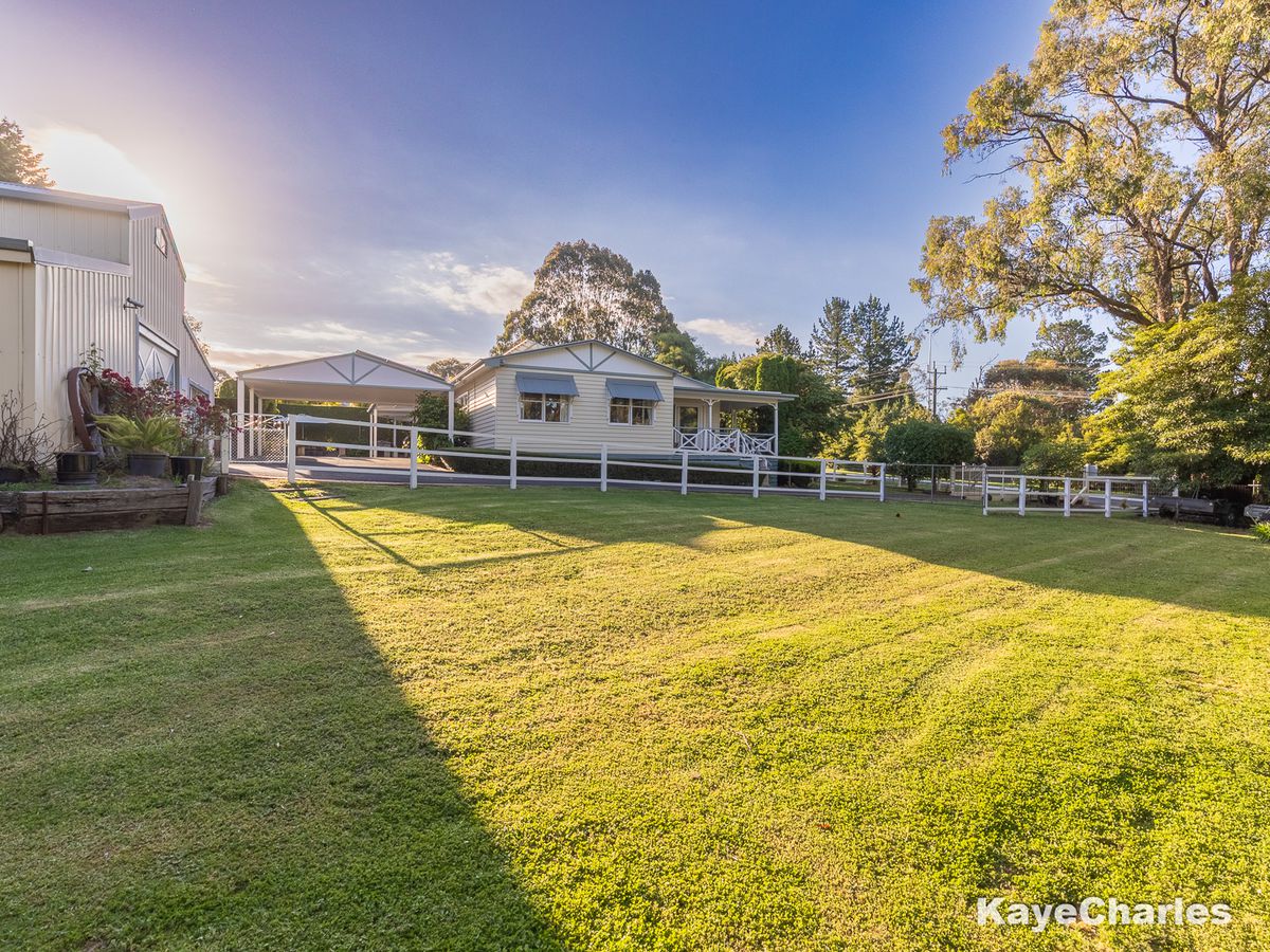 15 Burton Road, Beaconsfield Upper