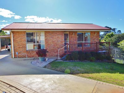 12 Blue Marlin Court, Eden