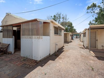 10 Hanbury Street, Kalgoorlie